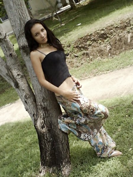 Miss BCBG Joanna D